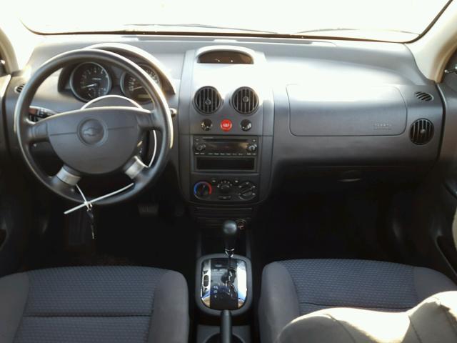 KL1TD66666B622090 - 2006 CHEVROLET AVEO BASE BLUE photo 9