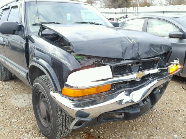 1GNDT13W112231274 - 2001 CHEVROLET BLAZER BLACK photo 9