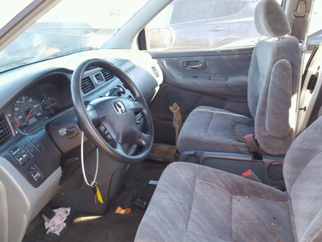 5FNRL18612B000090 - 2002 HONDA ODYSSEY EX WHITE photo 5