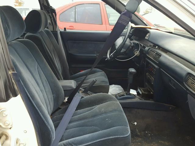 JT2SV22E2J3273044 - 1988 TOYOTA CAMRY LE თეთრი ფოტო 5