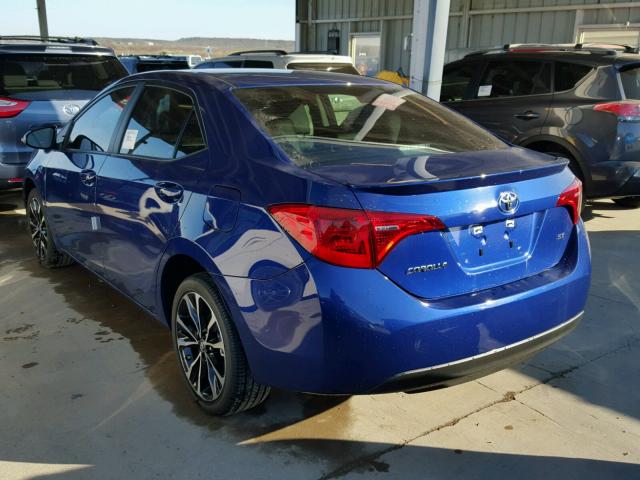 5YFBURHE2HP726770 - 2017 TOYOTA COROLLA L BLUE photo 3