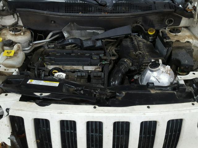1J8FF47W98D707606 - 2008 JEEP COMPASS SP კრემისფერი ფოტო 7