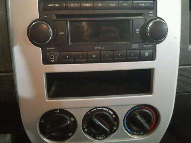 1J8FF47W98D707606 - 2008 JEEP COMPASS SP კრემისფერი ფოტო 9