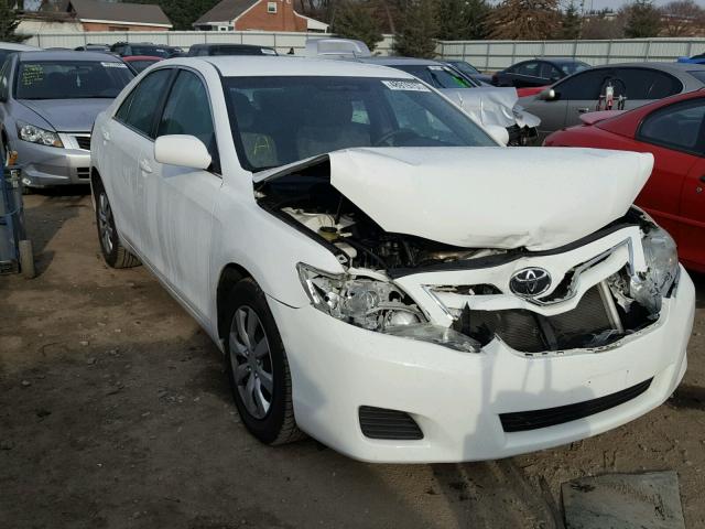 4T1BF3EK3BU644523 - 2011 TOYOTA CAMRY BASE WHITE photo 1