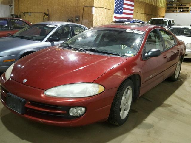 2B3HD76V2YH334994 - 2000 DODGE INTREPID R MAROON photo 2