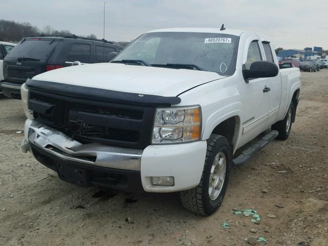 1GCEK29J59Z233758 - 2009 CHEVROLET SILVERADO WHITE photo 2