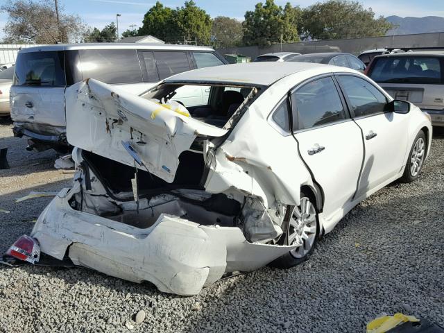 1N4AL3AP2DN584540 - 2013 NISSAN ALTIMA 2.5 WHITE photo 4