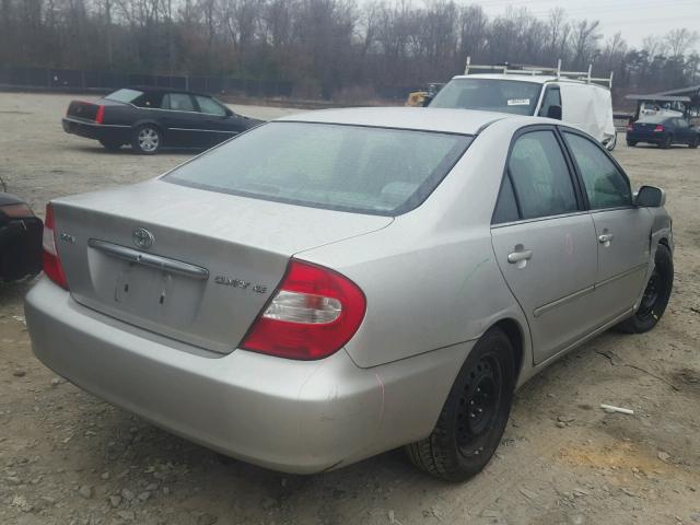 4T1BE32K12U538370 - 2002 TOYOTA CAMRY LE SILVER photo 4