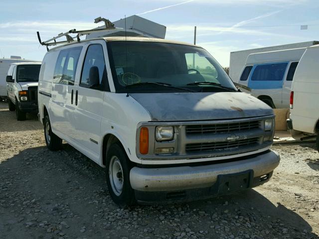 1GCFG25M0W1090525 - 1998 CHEVROLET EXPRESS G2 WHITE photo 1