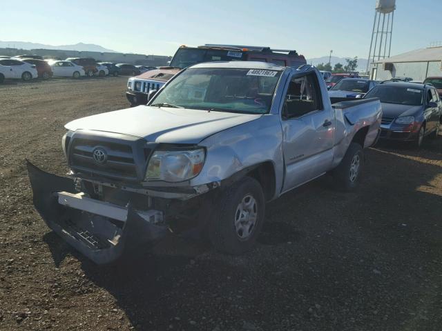 5TENX4CN4AZ682804 - 2010 TOYOTA TACOMA SILVER photo 2