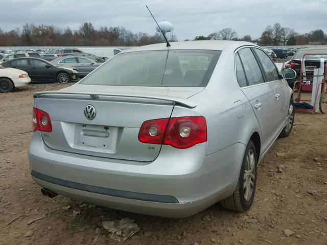 3VWEF71K17M151625 - 2007 VOLKSWAGEN JETTA WOLF SILVER photo 4