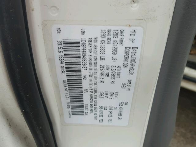 1C4GP44R94B529497 - 2004 CHRYSLER TOWN & COU 白色 照片 10