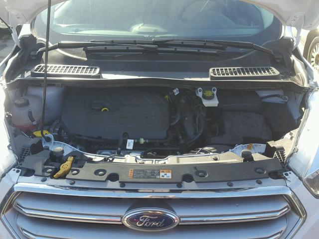 1FMCU0GD2HUC59809 - 2017 FORD ESCAPE SE 白色 照片 7