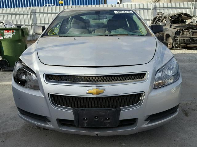 1G1ZA5E16BF351295 - 2011 CHEVROLET MALIBU LS Gümüş foto 9