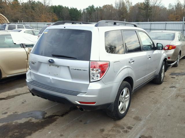 JF2SH646X9H773013 - 2009 SUBARU FORESTER 2 SILVER photo 4