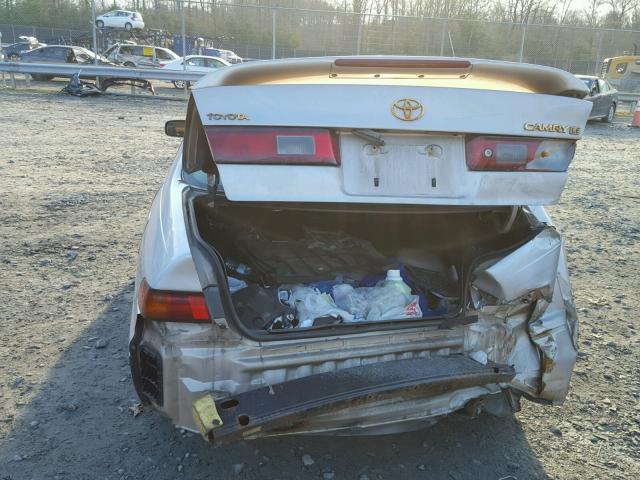 4T1BG22K2VU168197 - 1997 TOYOTA CAMRY CE GOLD photo 9