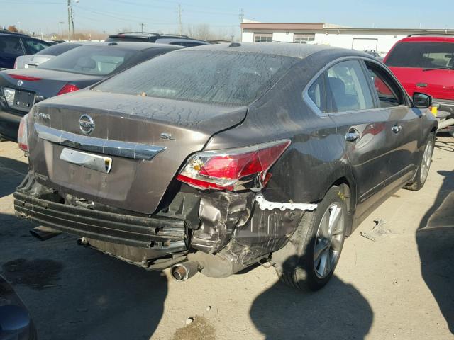 1N4AL3AP4FC110247 - 2015 NISSAN ALTIMA 2.5 BROWN photo 4