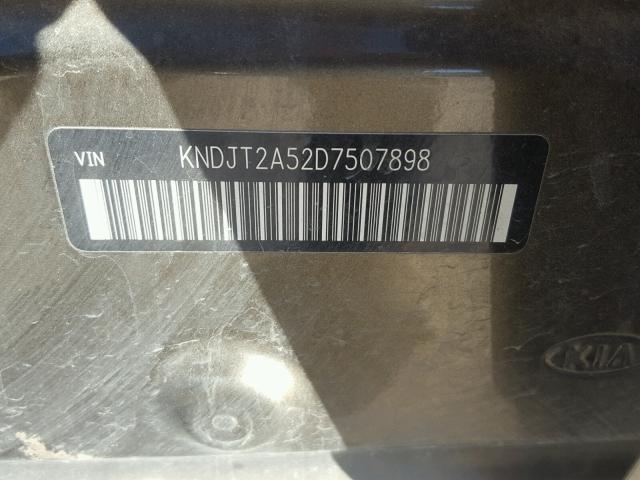 KNDJT2A52D7507898 - 2013 KIA SOUL GOLD photo 10