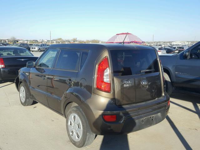 KNDJT2A52D7507898 - 2013 KIA SOUL GOLD photo 3