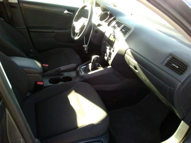 3VW2K7AJ0FM311160 - 2015 VOLKSWAGEN JETTA BASE GRAY photo 5