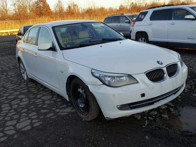 WBANV9C51AC137707 - 2010 BMW 535 XI WHITE photo 1