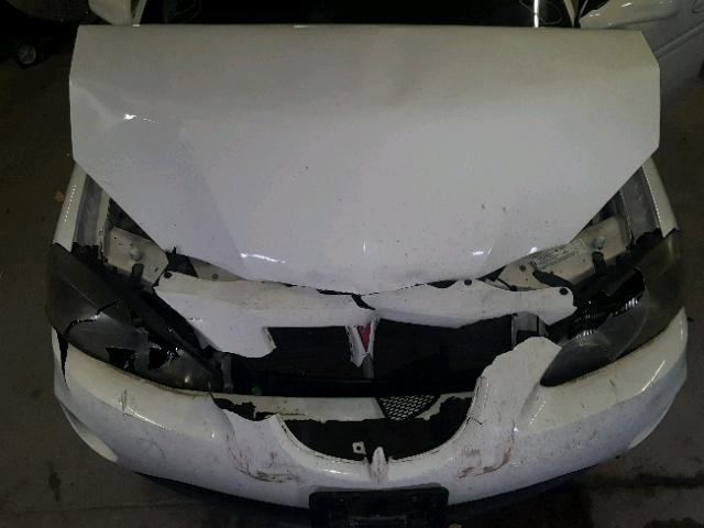 2G2WP552561281890 - 2006 PONTIAC GRAND PRIX WHITE photo 7