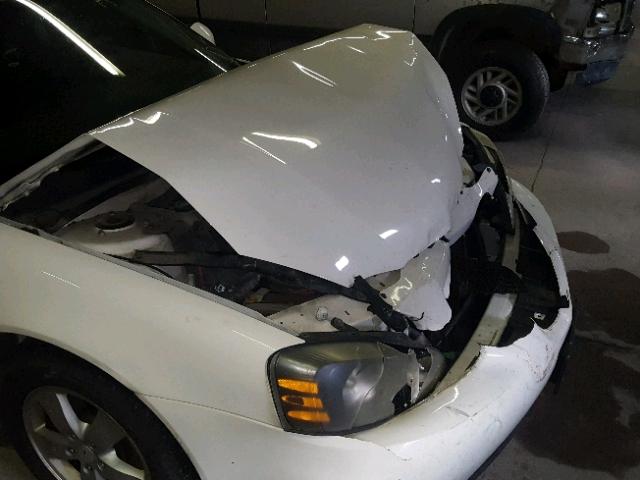 2G2WP552561281890 - 2006 PONTIAC GRAND PRIX WHITE photo 9