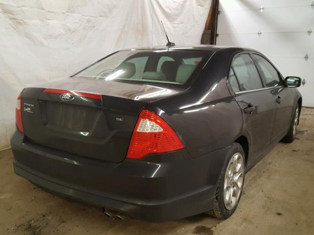 3FAHP0HA6BR217038 - 2011 FORD FUSION SE BLACK photo 4