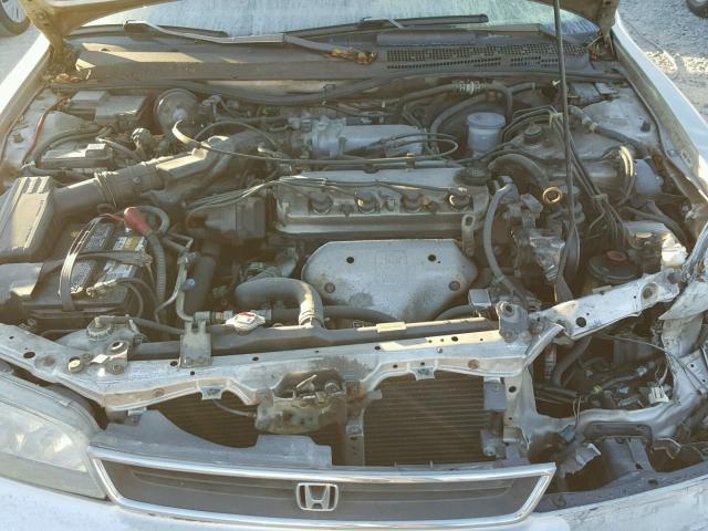 1HGCD7251TA022723 - 1996 HONDA ACCORD EX BEIGE photo 7