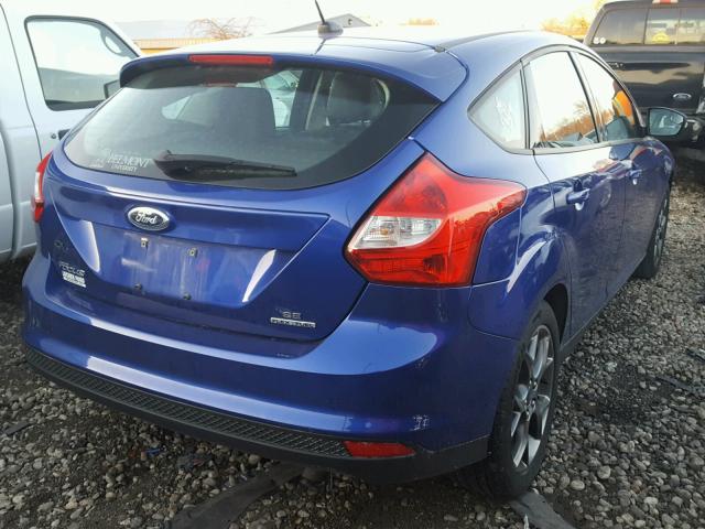 1FADP3K26DL370487 - 2013 FORD FOCUS SE BLUE photo 4