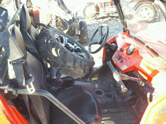 4XAVH76A6EB927319 - 2014 POLARIS RZR 800 RED photo 5