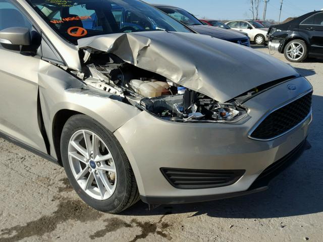 1FADP3F23GL406389 - 2016 FORD FOCUS SE BEIGE photo 9