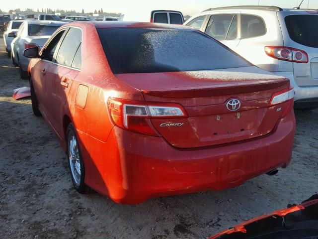 4T1BF1FKXCU588908 - 2012 TOYOTA CAMRY BASE RED photo 3