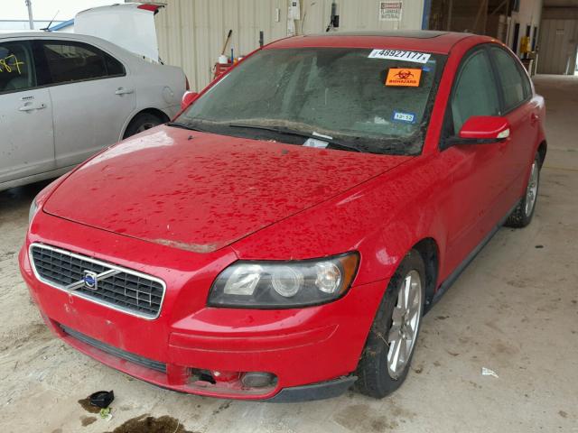 YV1MS682662163215 - 2006 VOLVO S40 T5 RED photo 2