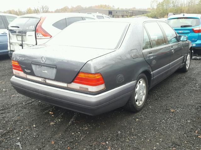 WDBGA33E9SA223976 - 1995 MERCEDES-BENZ S 320 GRAY photo 4