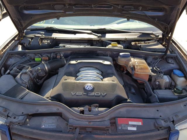 WVWUH23B1YE388549 - 2000 VOLKSWAGEN PASSAT GLX 蓝色 照片 7