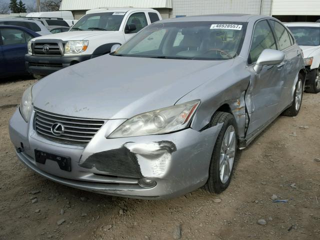 JTHBJ46G682184263 - 2008 LEXUS ES 350 SILVER photo 2