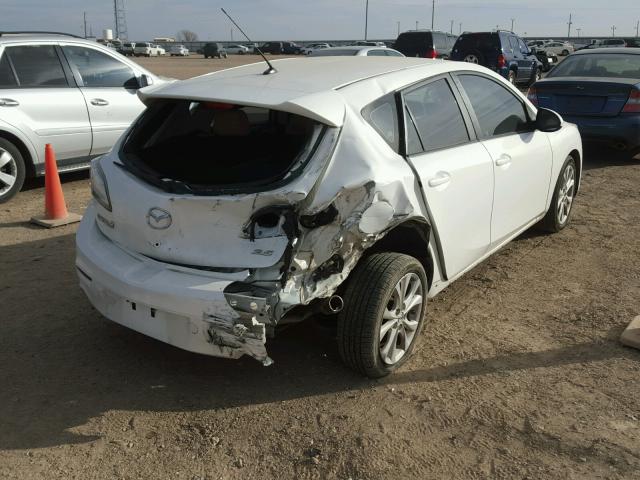 JM1BL1K55B1361249 - 2011 MAZDA 3 S WHITE photo 4