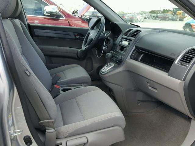 3CZRE38389G700330 - 2009 HONDA CR-V LX SILVER photo 5