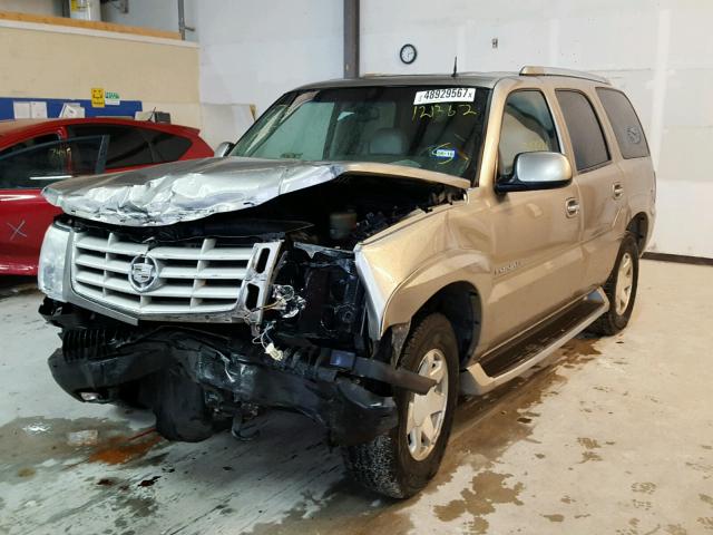 1GYEK63N82R121362 - 2002 CADILLAC ESCALADE L GRAY photo 2