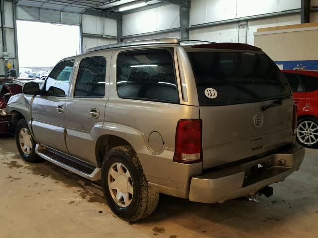 1GYEK63N82R121362 - 2002 CADILLAC ESCALADE L GRAY photo 3