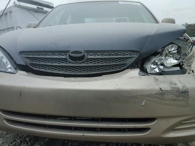 4T1BE32K82U015847 - 2002 TOYOTA CAMRY LE 金色 照片 9