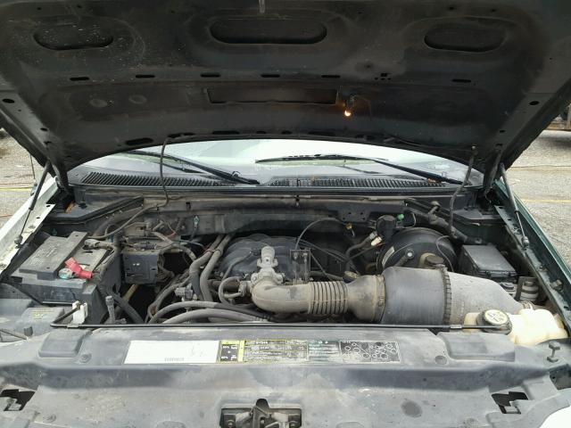 1FTRF17223NA55737 - 2003 FORD F150 GREEN photo 7