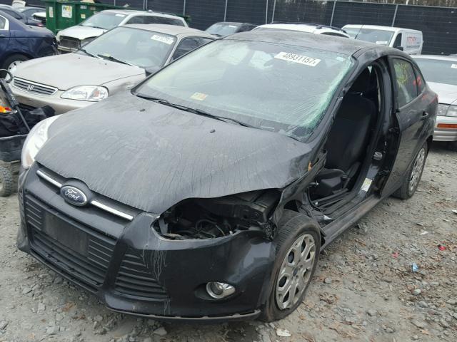 1FAHP3F25CL462961 - 2012 FORD FOCUS SE BLACK photo 2