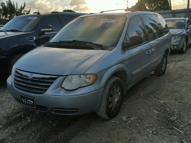 2C4GP54L35R209483 - 2005 CHRYSLER TOWN & COU 蓝色 照片 2