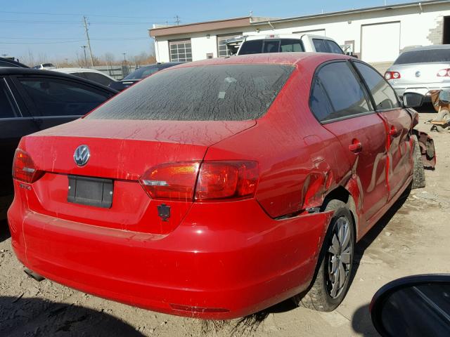 3VW2K7AJ9BM384280 - 2011 VOLKSWAGEN JETTA BASE RED photo 4