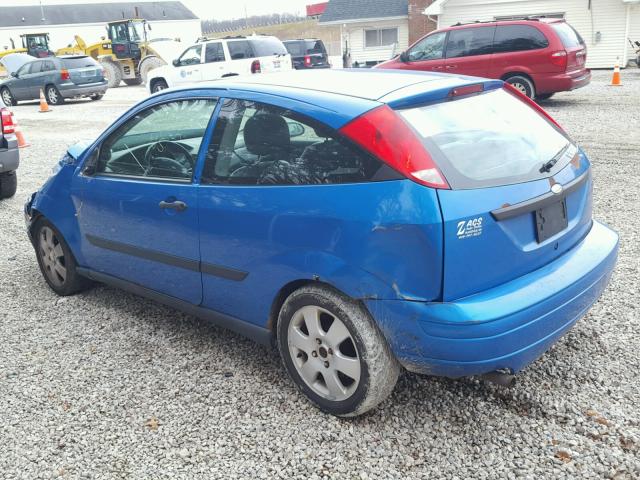 3FAFP31301R239359 - 2001 FORD FOCUS ZX3 BLUE photo 3