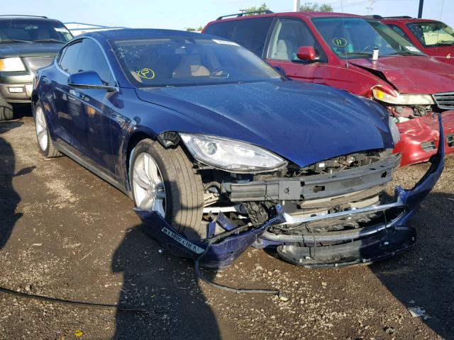 5YJSA1E27FF114805 - 2015 TESLA MODEL S Blau Foto 1