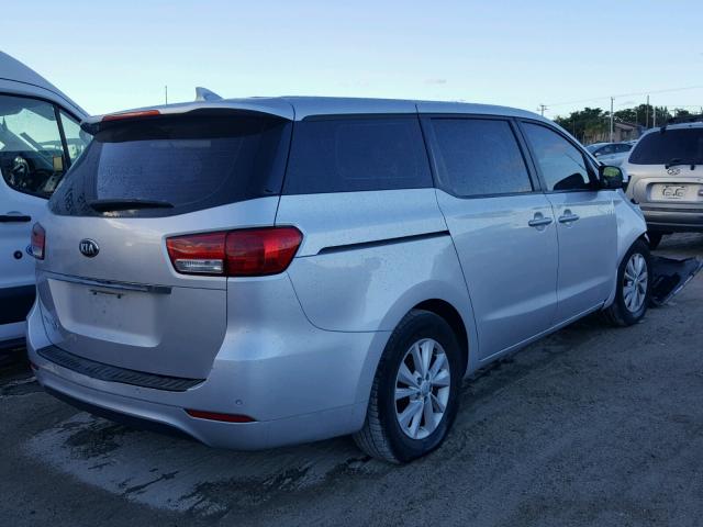 KNDMA5C10F6014664 - 2015 KIA SEDONA L SILVER photo 4