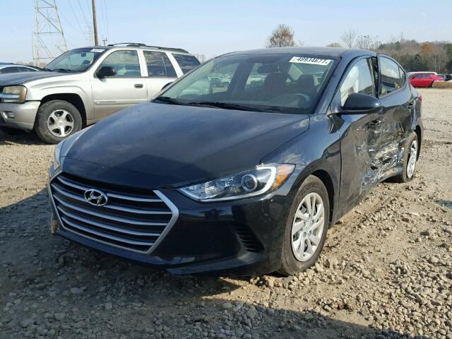 5NPD74LFXHH141760 - 2017 HYUNDAI ELANTRA SE CHARCOAL photo 2